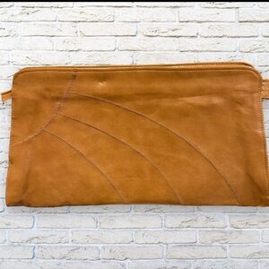 Caramel Tan Vintage Leather Purse Clutch
